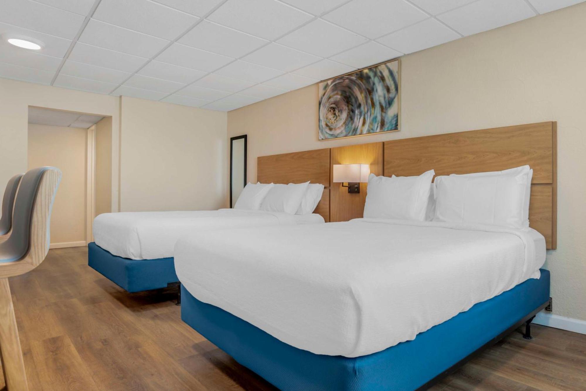 Chateau Beachfront Hotel, A By The Sea Resort Panama City Beach Exterior photo